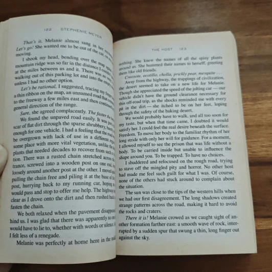 The Host - Stephenie Meyer รูปที่ 8