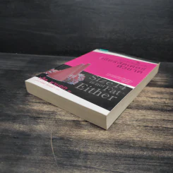 Size 14 is not Fat Either สายลับจับไมค์สืบ คดีที่ 2 เชียร์ลีดเดอร์หัวขาด - Meg Cabot (เม็ก คาบอท) รูปที่ 4