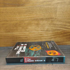 The Hunger Games เกมล่าชีวิต - Suzanne Collins (ซูซานน์ คอลลินส์) รูปที่ 2