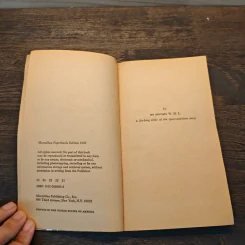 Out of the Silent Planet - C.S. Lewis รูปที่ 6
