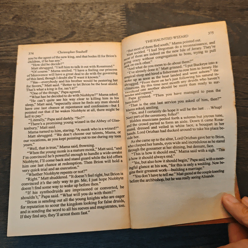 The Haunted Wizard - Christopher Stasheff รูปที่ 8