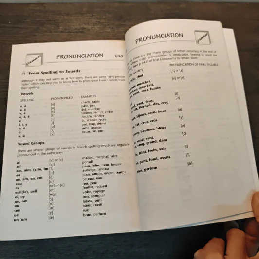 Collins French Dictionary Plus Grammar รูปที่ 9