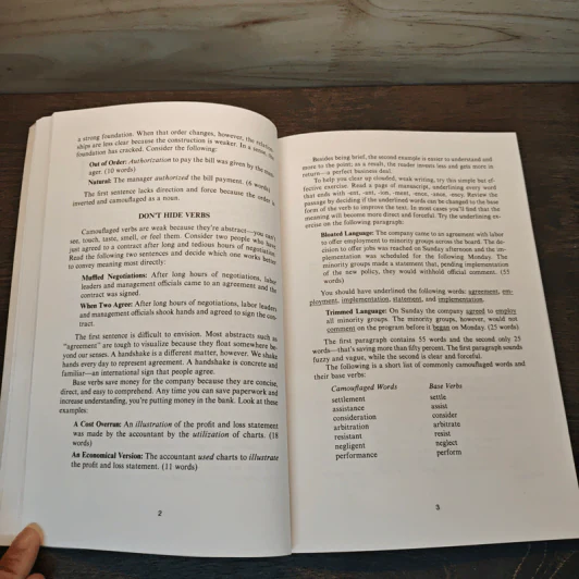 Survival Writing : Staying Alive on Paper - Stephen D.Gladis รูปที่ 8