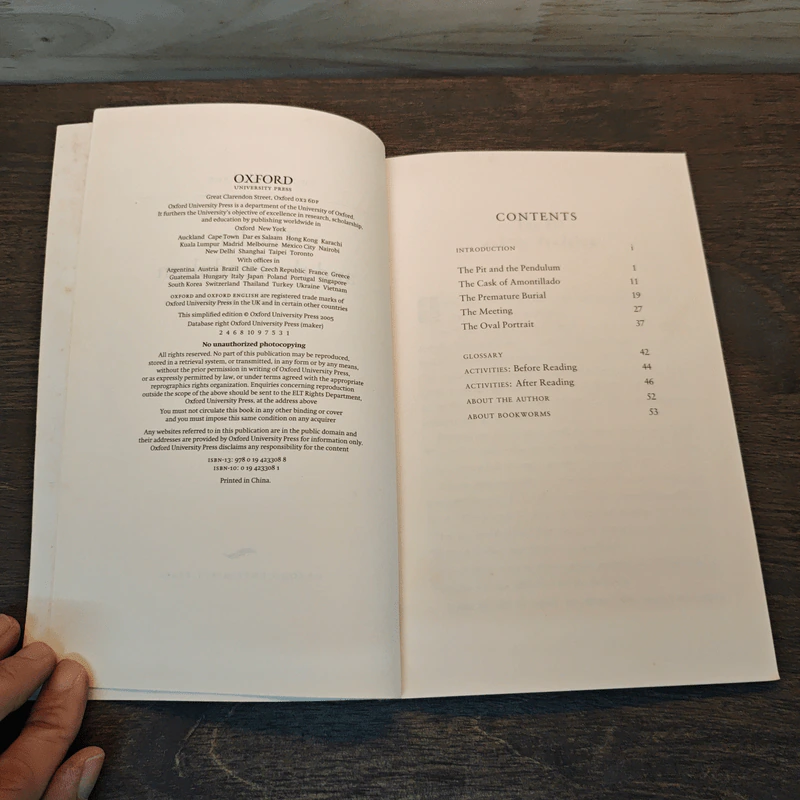 The Pit and the Pendulum and Other Stories - Oxford Bookworms Library: Stage 2 รูปที่ 6