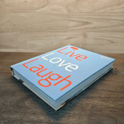 Live Love Laugh - มนูญ ทองนพรัตน์ รูปที่ 3