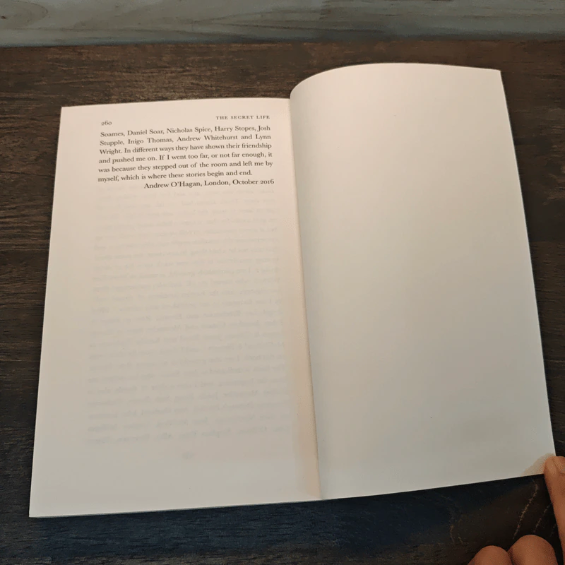 The Secret Life: Three True Stories - Andrew O'Hagan รูปที่ 9