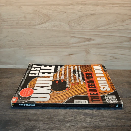 Easy Ukulele หนังสือเพลงพร้อมคอร์ดอูคูเลเล่สำหรับผู้เริ่มต้น รูปที่ 2