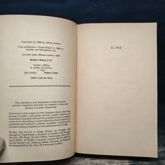 A Matter of Honour - Jeffrey Archer รูปที่ 7