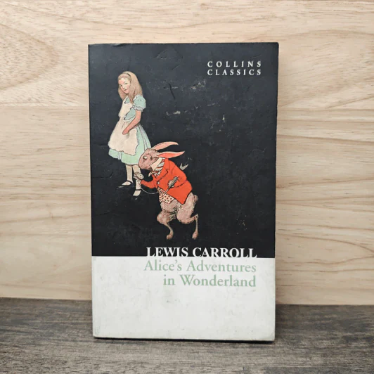 Alice's Adventures in Wonderland - Lewis Carroll รูปที่ 1