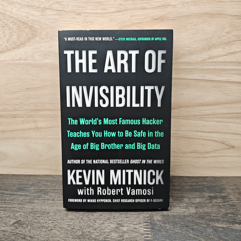 The Art of Invisibility - Kevin Mitnick รูปที่ 1