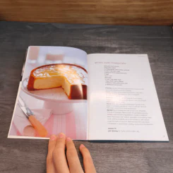 Cheesecakes pavlovas & trifles รูปที่ 7
