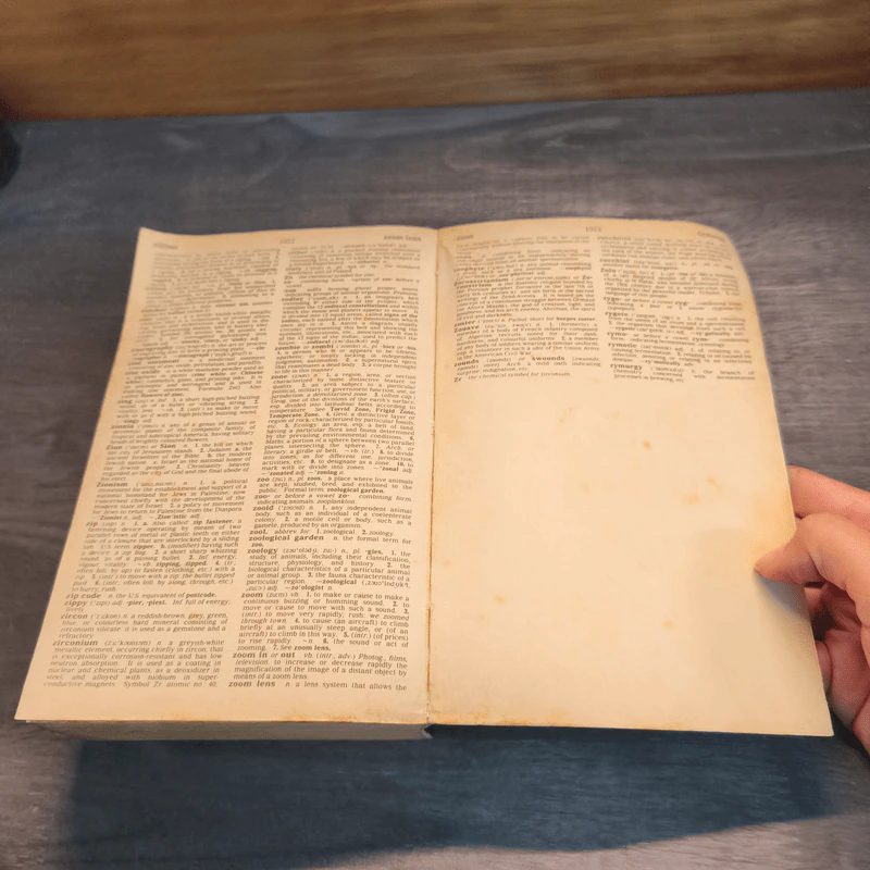 The Collins paperback English dictionary รูปที่ 8