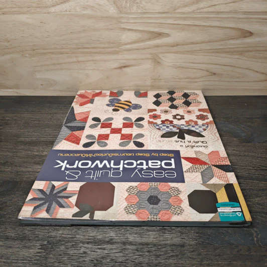 easy quilt & patchwork Step by Step ของการเย็บต่อผ้าให้เป็นลวดลาย รูปที่ 4
