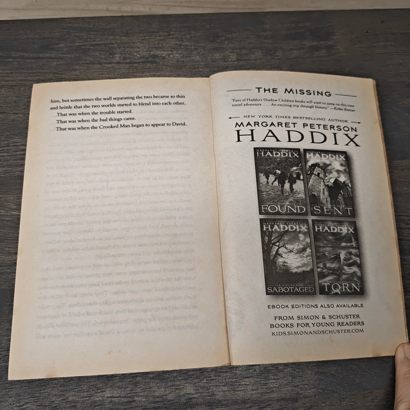 The Gates (The Samuel Johnson Series) - John Connolly รูปที่ 8
