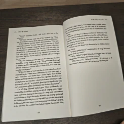 In The Coils of the Snake - Clare B.Dunkle รูปที่ 8