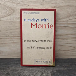 Tuesdays with Morrie - Mitch Albom รูปที่ 1