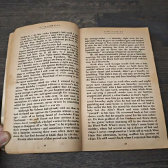 As the Crow Flies - Jeffrey Archer รูปที่ 7