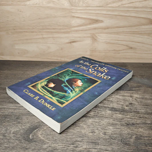 In The Coils of the Snake - Clare B.Dunkle รูปที่ 3