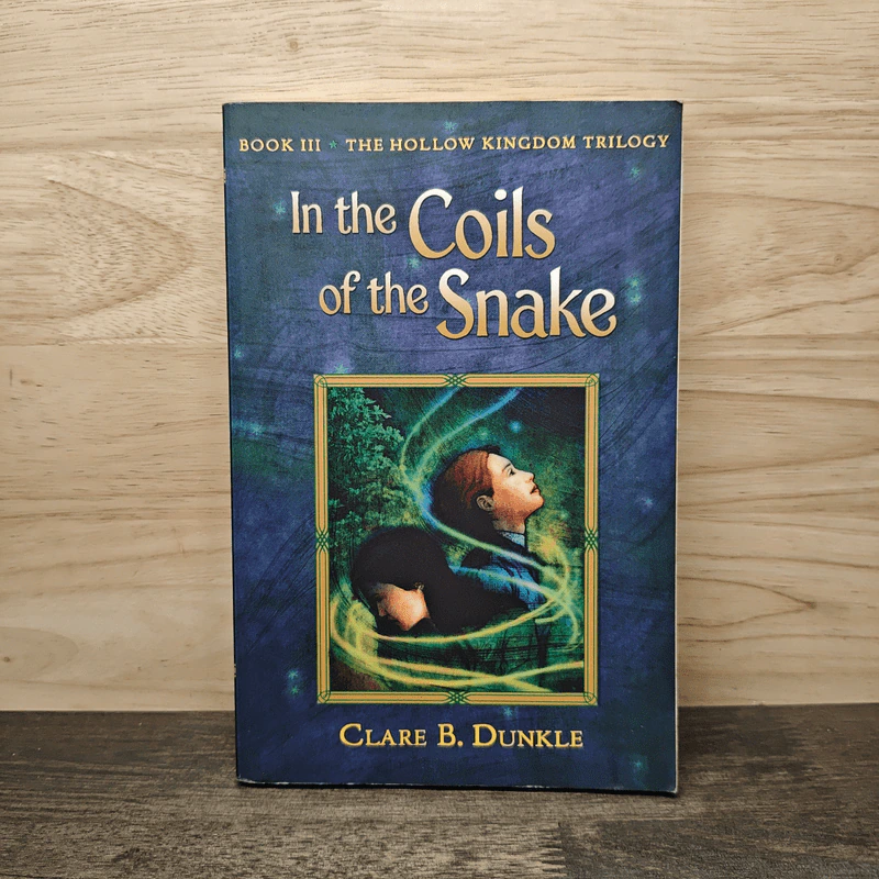 In The Coils of the Snake - Clare B.Dunkle รูปที่ 1