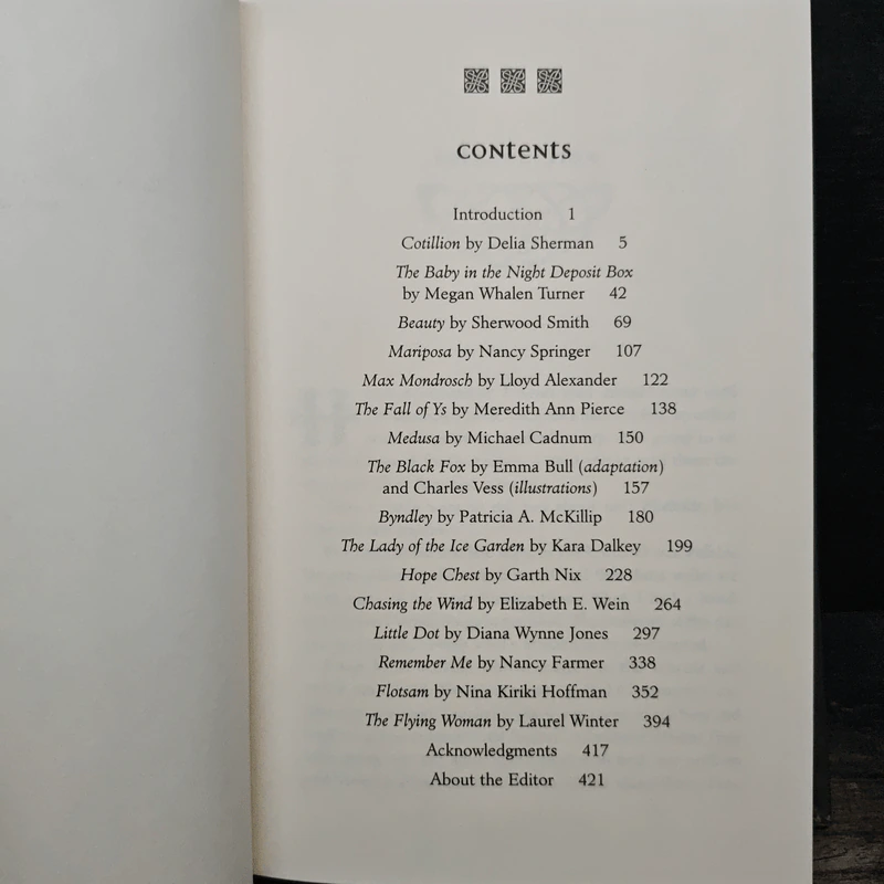 Firebirds: An Anthology of Original Fantasy and Science Fiction - SHARYN NOVEMBER รูปที่ 7