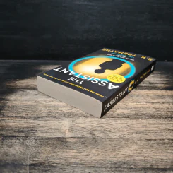 The Assistant - S. K. Tremayne รูปที่ 5