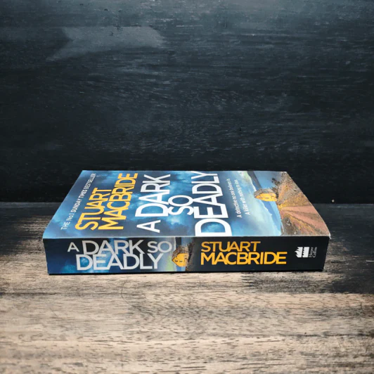 A Dark So Deadly - Stuart MacBride รูปที่ 3