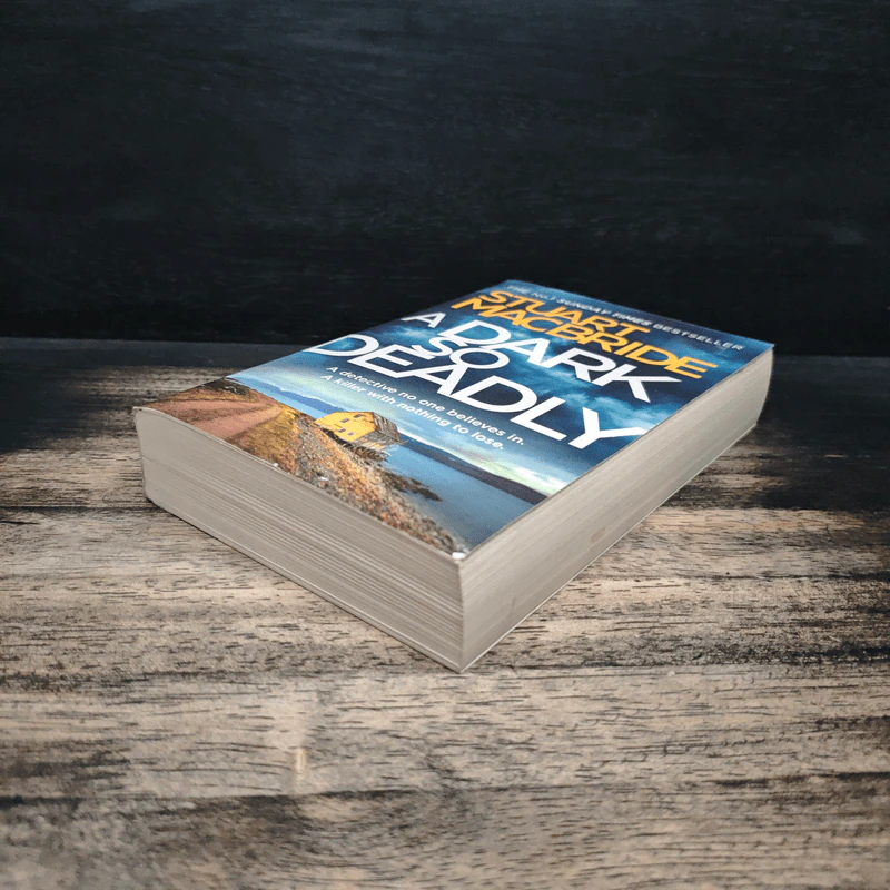 A Dark So Deadly - Stuart MacBride รูปที่ 4
