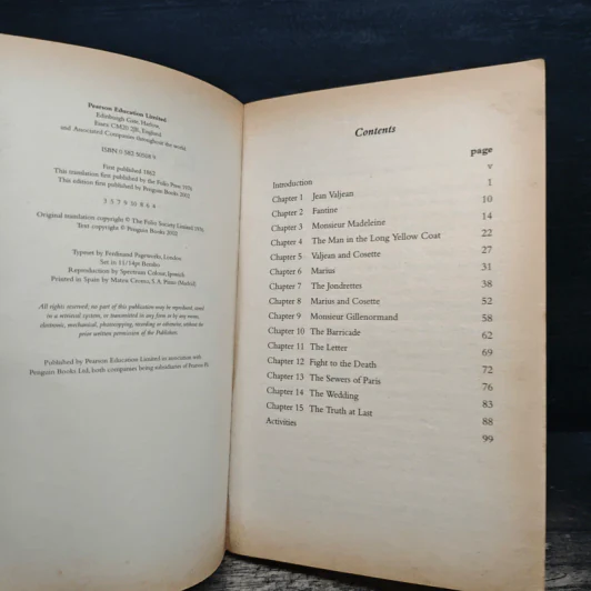 Victor Hugo (Penguin Readers Level 6) - Les Miserables รูปที่ 6
