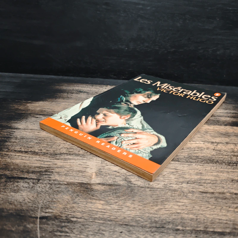 Victor Hugo (Penguin Readers Level 6) - Les Miserables รูปที่ 4
