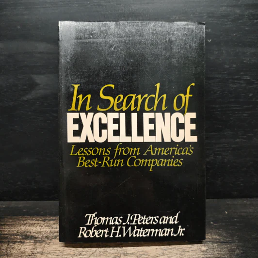 In Search of Excellence - Thomas J. Peters, Robert H. Waterman Jr. รูปที่ 1