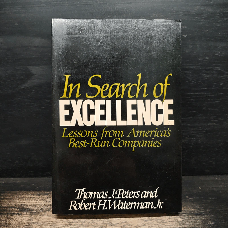 In Search of Excellence - Thomas J. Peters, Robert H. Waterman Jr. รูปที่ 1