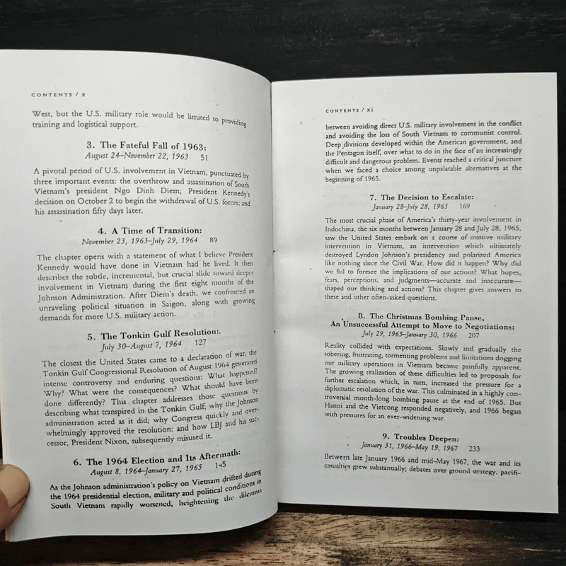 In Retrospect The Tragedy and Lessons of Vietnam - Robert S. McNamara รูปที่ 8