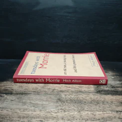 Tuesdays with Morrie - Mitch Albom รูปที่ 3