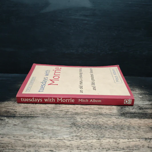 Tuesdays with Morrie - Mitch Albom รูปที่ 3