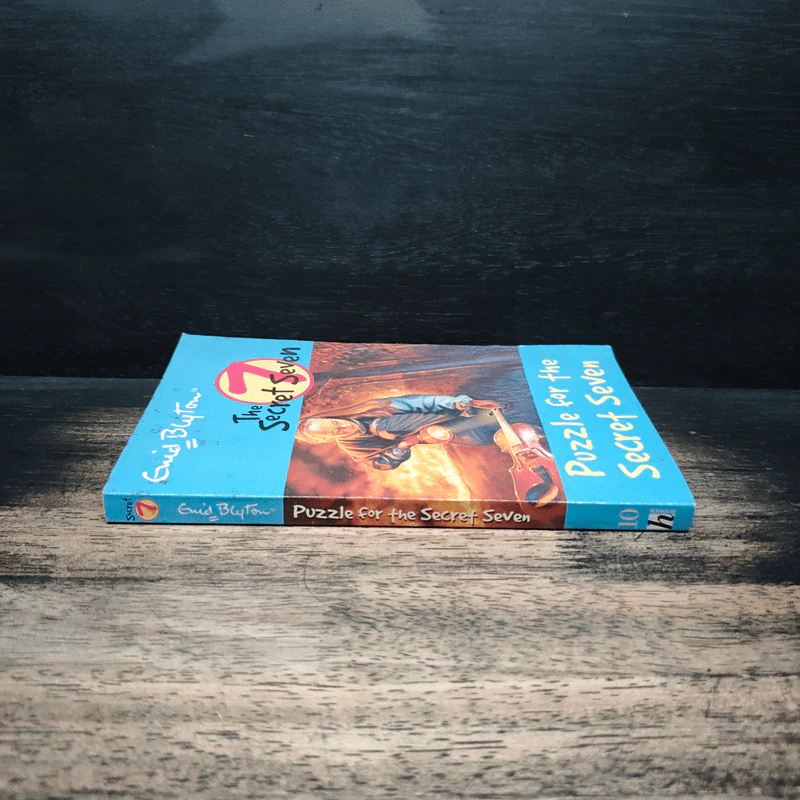 Puzzle for the Secret Seven - Enid Blyton รูปที่ 3