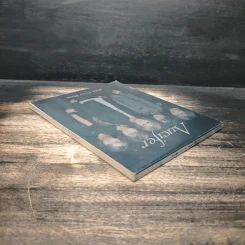 Aucifer Postcard Book รูปที่ 4