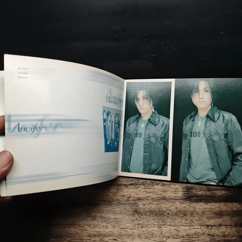 Aucifer Postcard Book รูปที่ 8