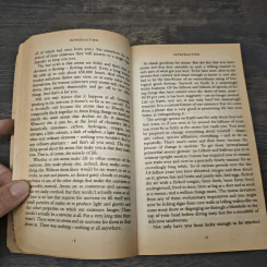 A Short History of Nearly Everything - Bill Bryson รูปที่ 7