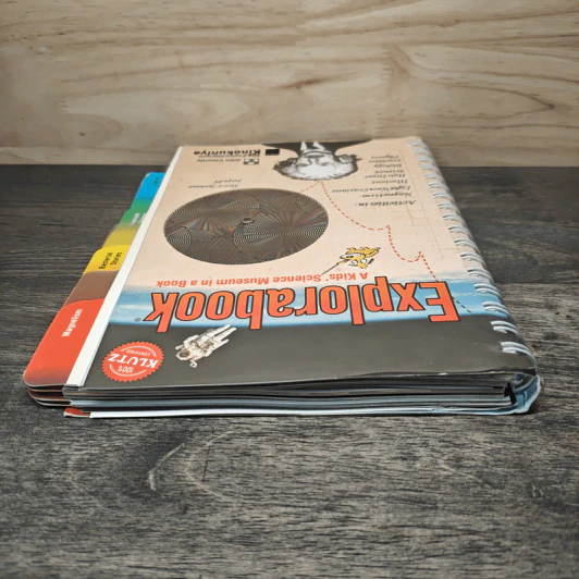 Explorabook: A Kids' Science Museum in a Book รูปที่ 4