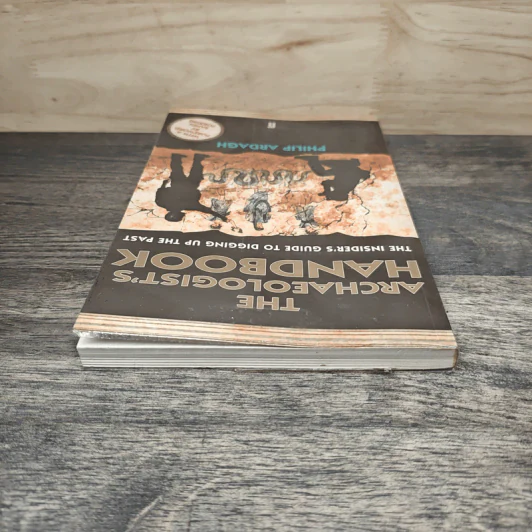 The Archaeologist's Handbook - Philip Ardagh รูปที่ 4