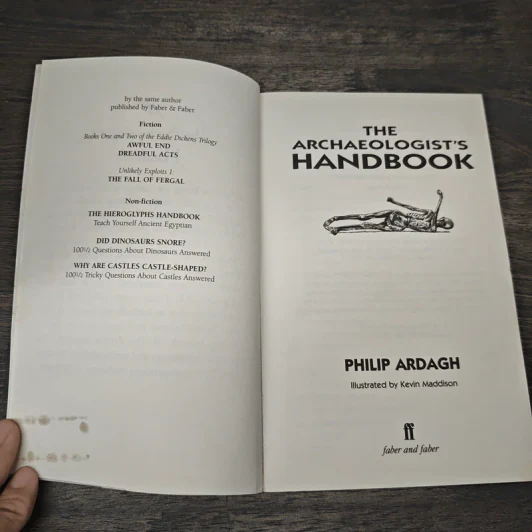 The Archaeologist's Handbook - Philip Ardagh รูปที่ 6