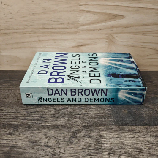 Angels and Demons - Dan Brown รูปที่ 2
