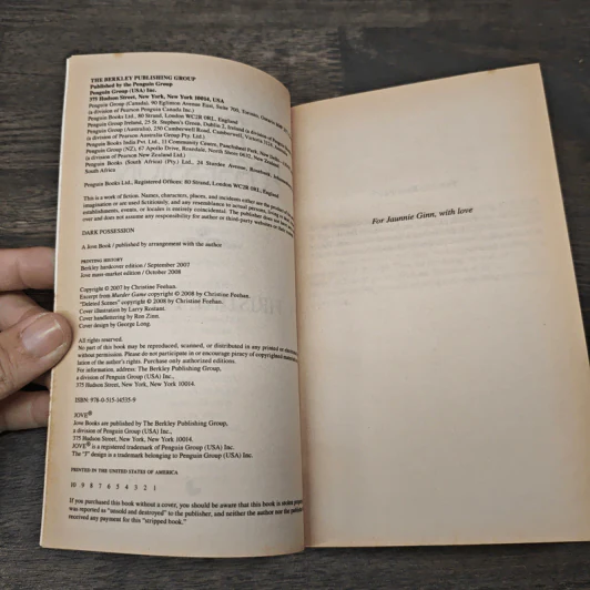 Dark Possession - Christine Feehan รูปที่ 6