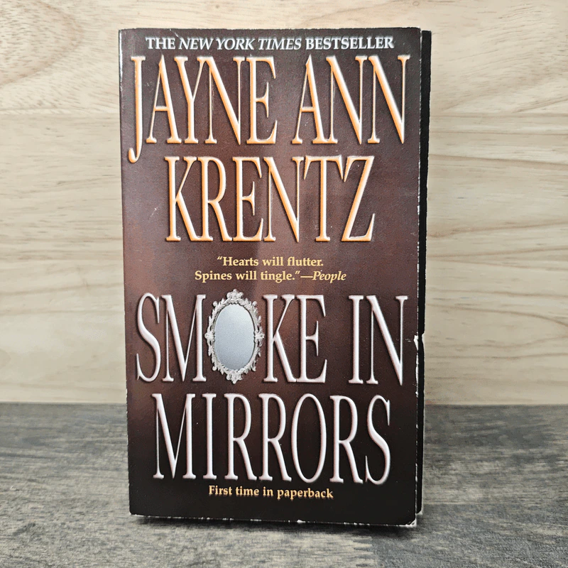 Smoke in Mirrors - Jayne Ann Krentz รูปที่ 1