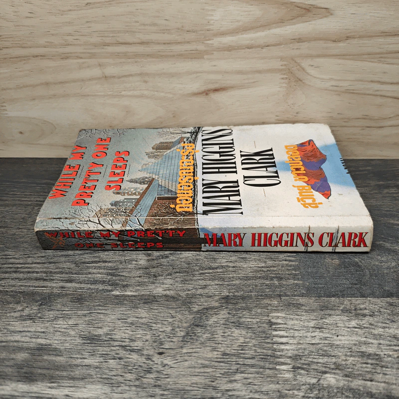 ก่อนอรุณจะรุ่ง - Mary Higgins Clark, สุวิทย์ ขาวปลอด รูปที่ 2