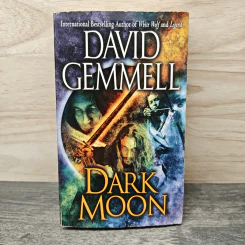 Dark Moon - David Gemmell