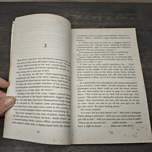 Shatter the Bones - Stuart MacBride รูปที่ 7