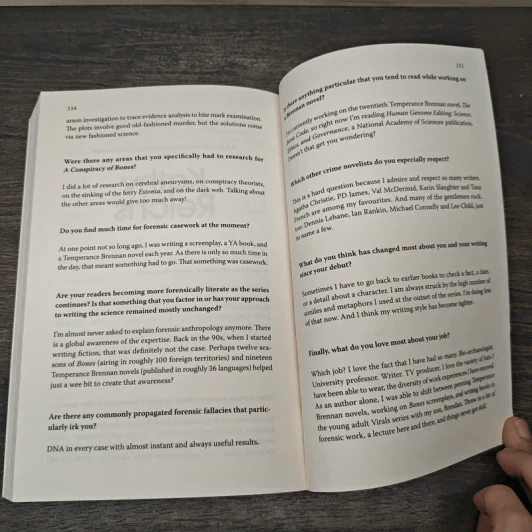 A Conspiracy of Bones - Kathy Reichs รูปที่ 8
