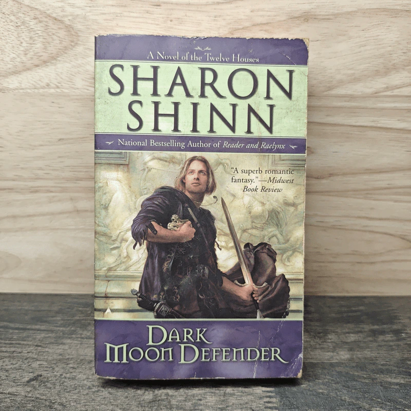 Dark Moon Defender - Sharon Shinn รูปที่ 1