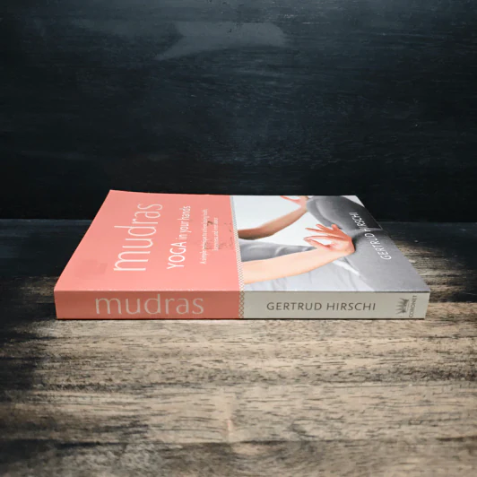 Mudras Yoga in your hands รูปที่ 3